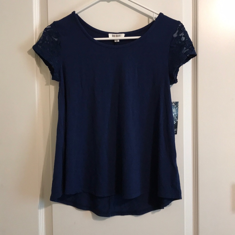 NWT OneHart Medeval Blue Lace Sleeves Top XS